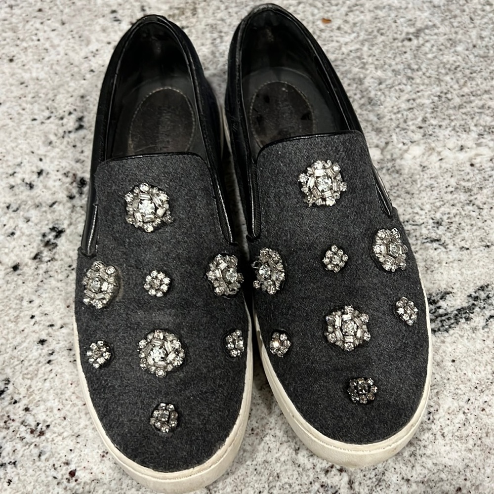 😎 2 for 30. Michael Kors fashion sneakers grey with sparkling Krystal’s size 6.5